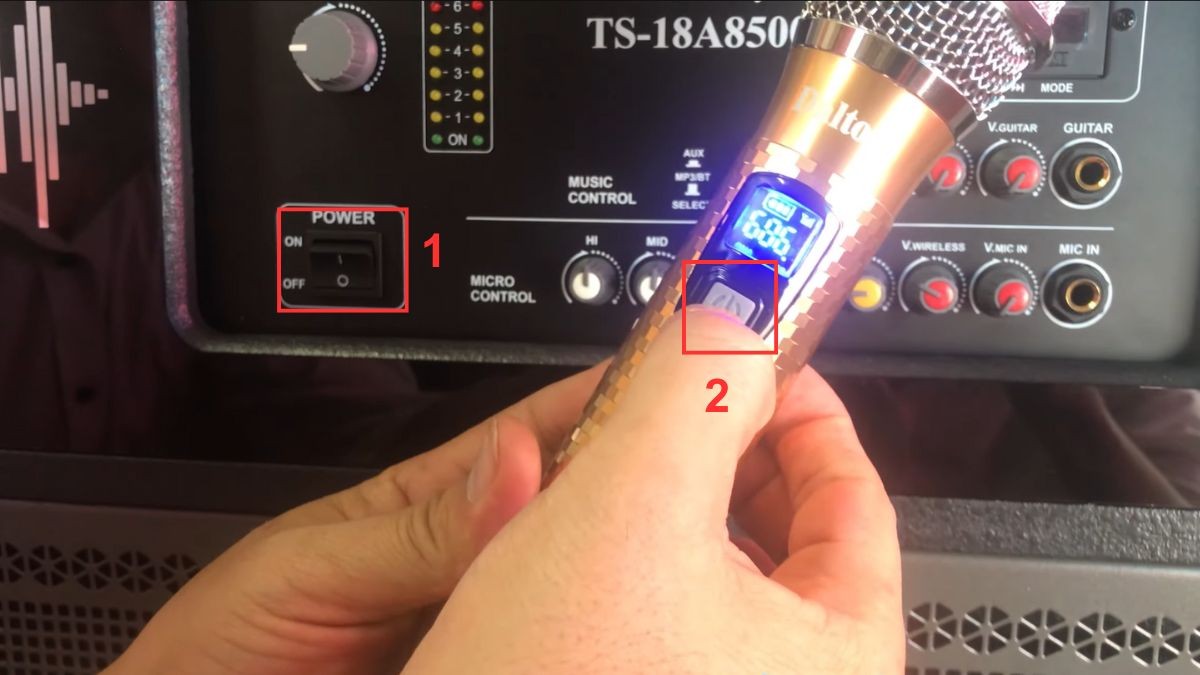 Tắt nguồn micro và loa kéo