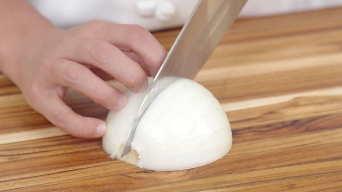 Hướng dẫn cách nướng pizza bằng lò vi sóng bước 1