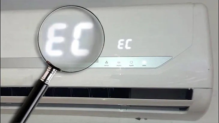 Màn hình máy lạnh hiển thị lỗi EC